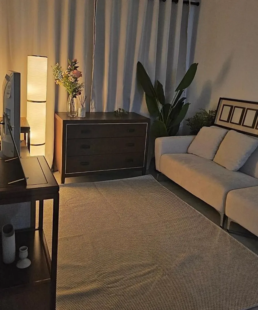 Noah House Jamsil, Close To Coex, Lotte World, Seokchon Lake, Near Subway Station, Two-Room, Up To 6 People ソウル特別市 ヴィラ
